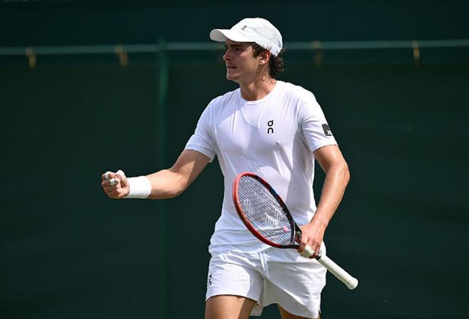 程亲赴纽约 程亲赴纽约