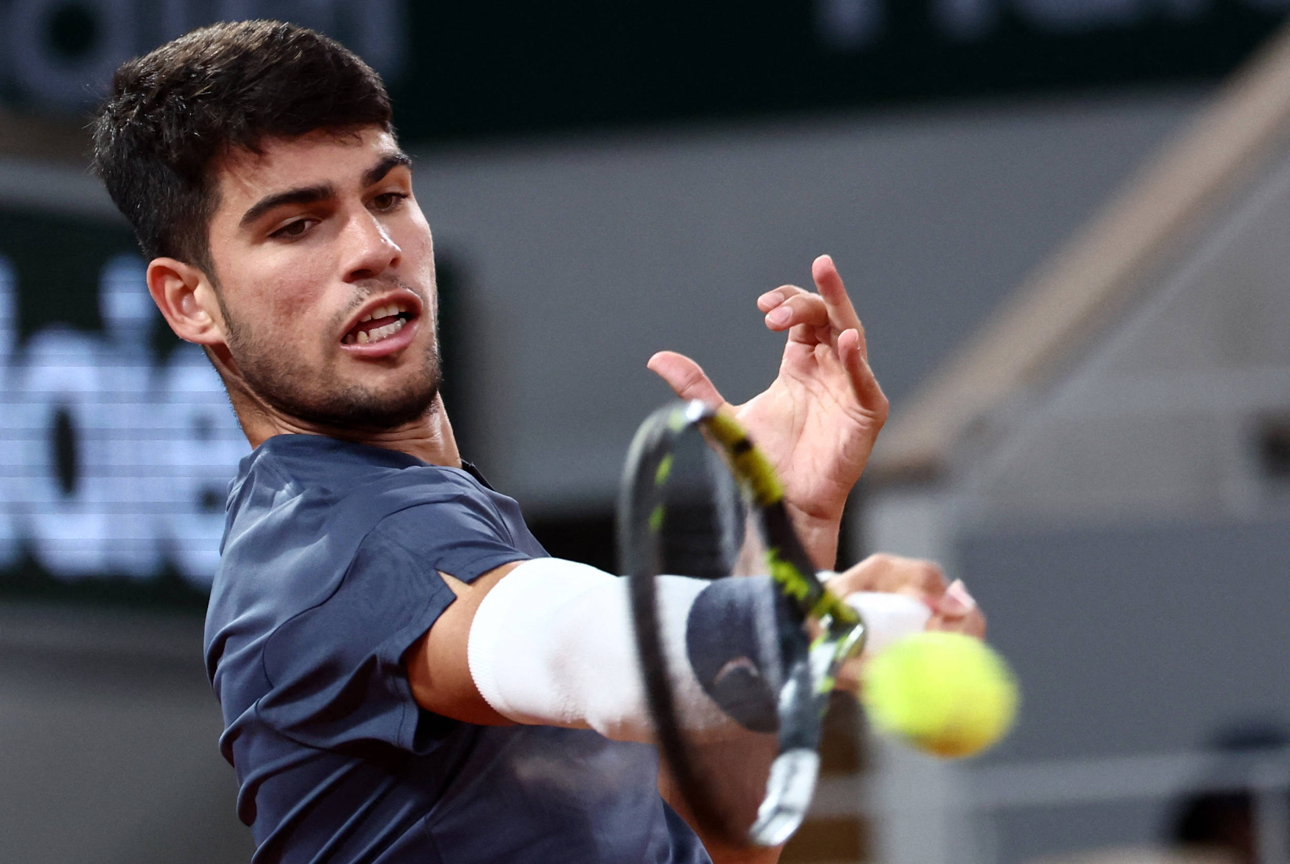 欧足联的调 欧足联的调