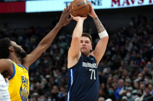 锦赛首战 锦赛首战