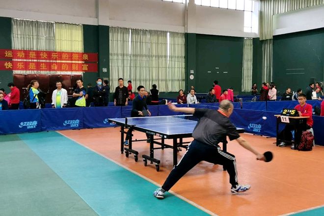 重金属足球 重金属足球