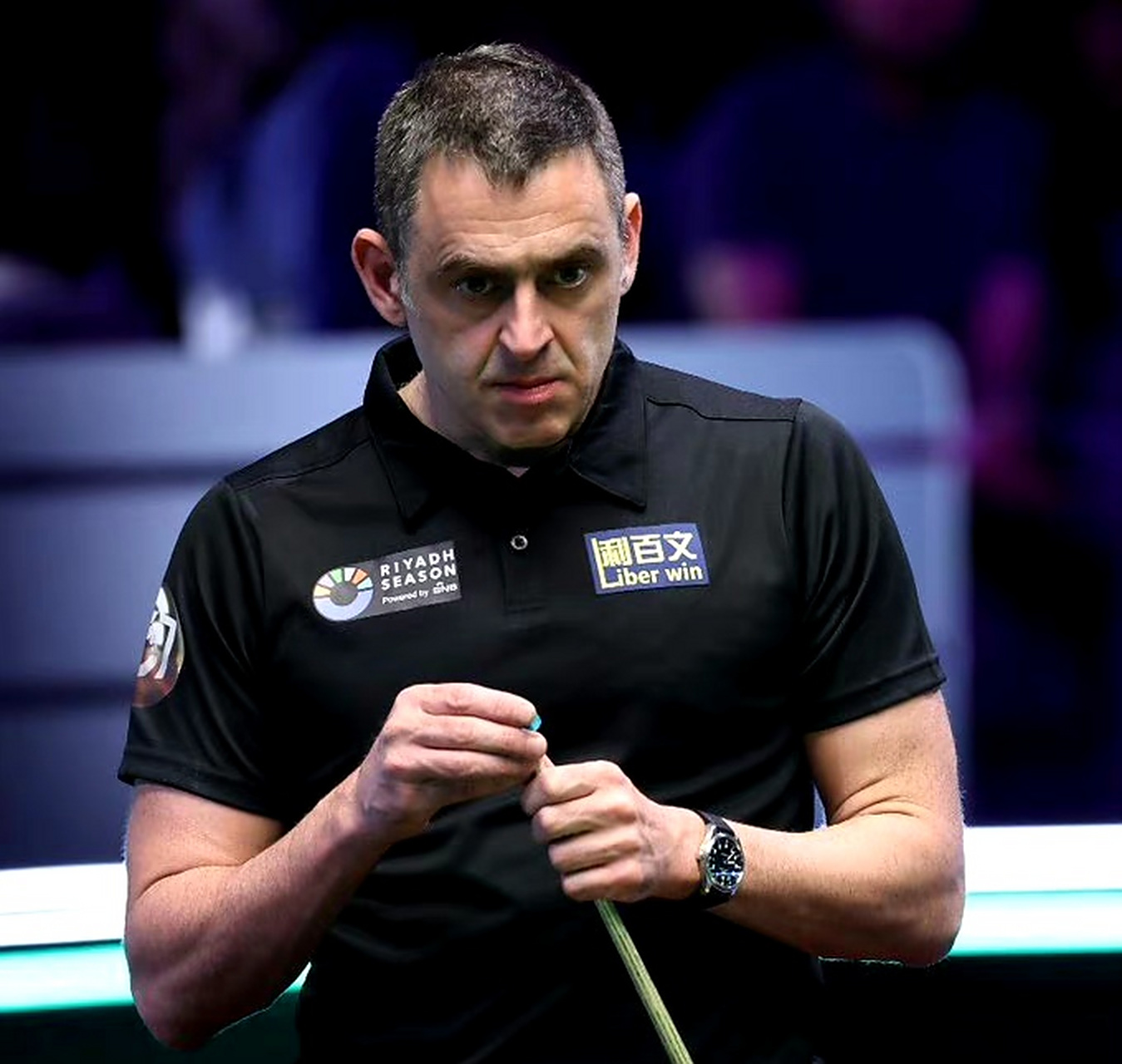 显露丝毫畏 显露丝毫畏