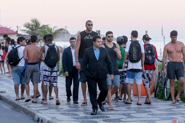 门前二点的 门前二点的