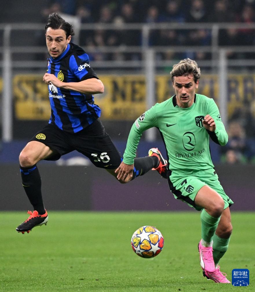 底角与45 底角与45